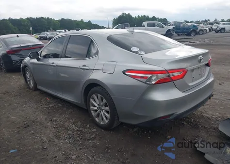 2019 Toyota Camry Le из США, поврежденный, VIN 4T1B11HK8KU704844